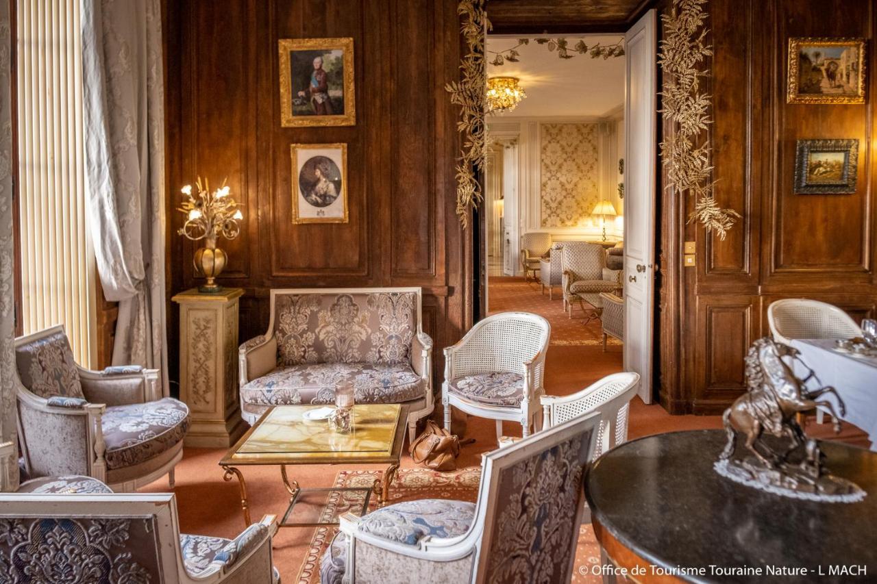 Chateau De Rochecotte Saint-Patrice Dış mekan fotoğraf